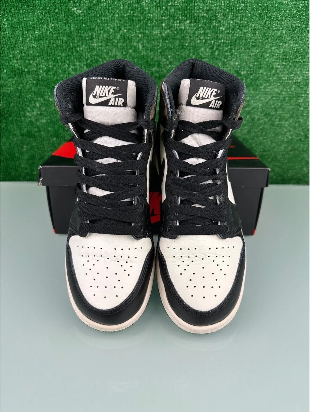 Size 4.5Y - Jordan 1 Retro OG High Dark Mocha